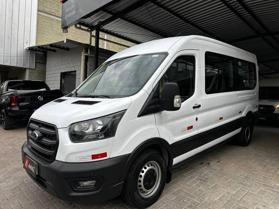 FORD TRANSIT 2.0 ECOBLUE DIESEL MINIBUS 14+1 410L MANUAL